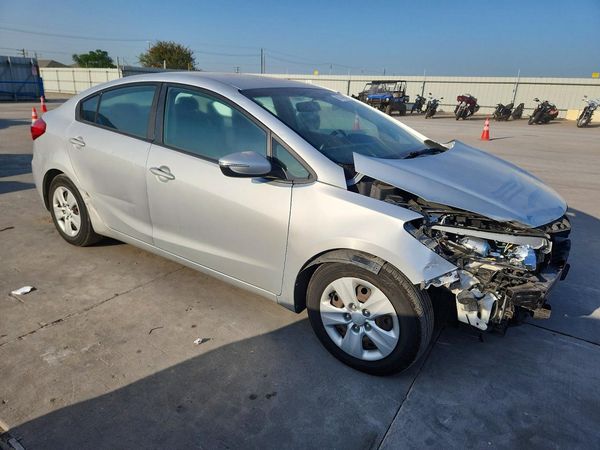 2016 KIA FORTE