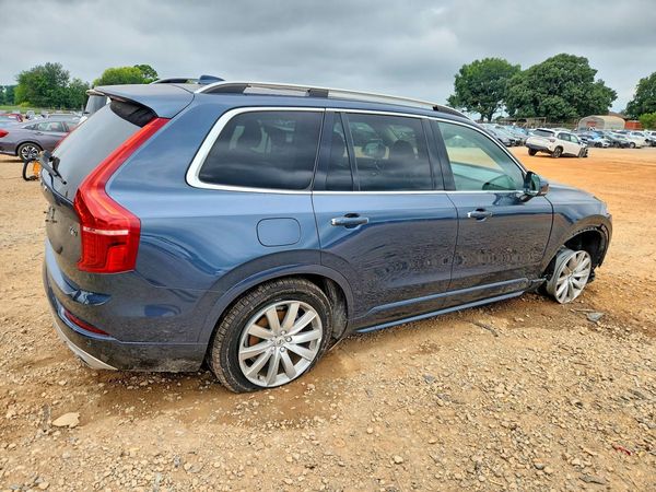 2018 VOLVO XC90