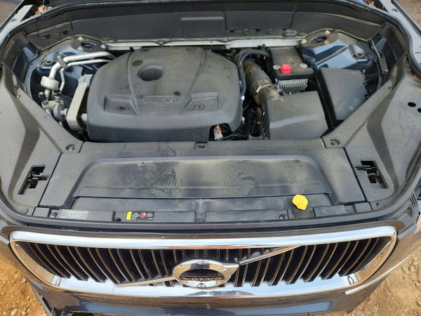2018 VOLVO XC90