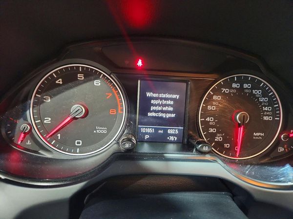 2014 AUDI Q5 Premium Plus