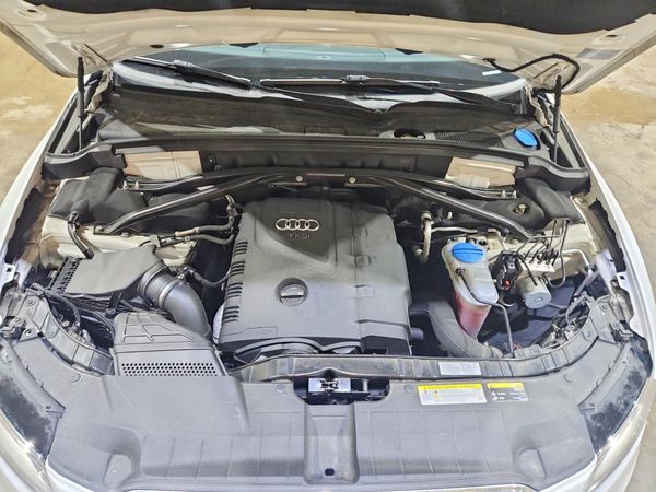 2014 AUDI Q5 Premium Plus