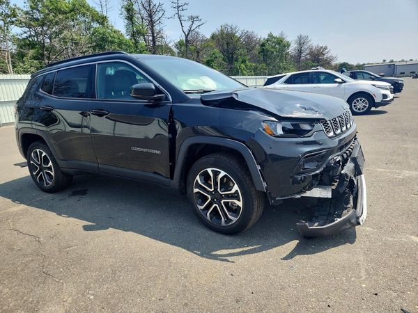 2024 JEEP COMPASS Limited — Passenger 3/4