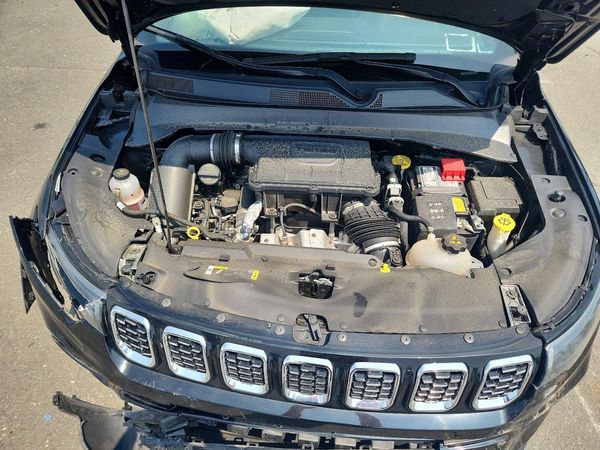 2024 JEEP COMPASS Limited — Engine bay