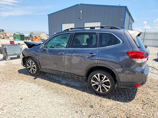 2021 SUBARU FORESTER Limited