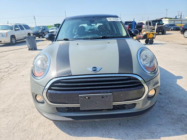2017 MINI COOPER