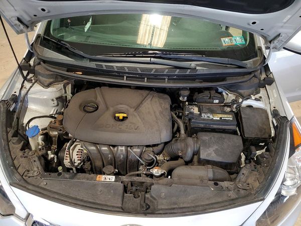 2016 KIA FORTE GL (Middle-Low Grade)