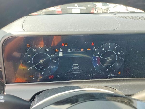 2024 KIA SELTOS S, X-Line
