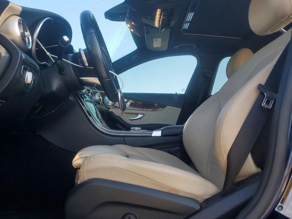 2020 MERCEDES-BENZ C C300