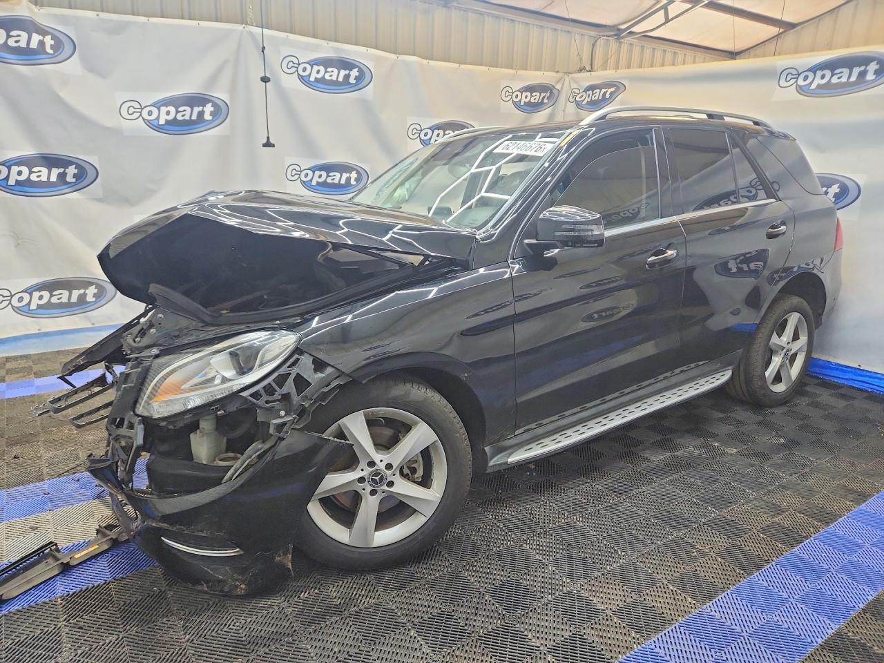 2018 MERCEDES-BENZ GLE-CLASS GLE350 — Front 3/4