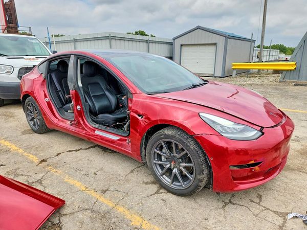 2020 TESLA MODEL 3