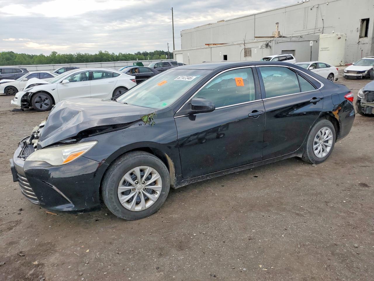2016 TOYOTA CAMRY
