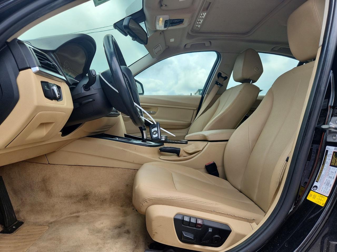 2015 BMW 320 SA