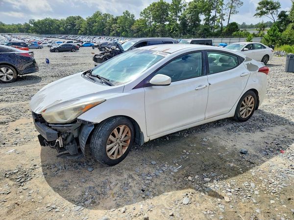 2016 HYUNDAI ELANTRA