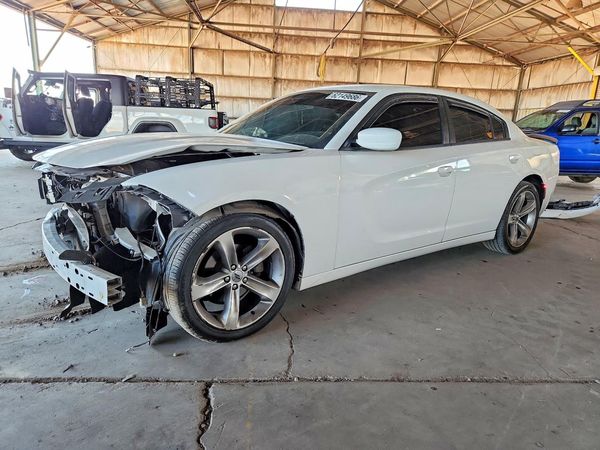 2017 DODGE CHARGER SXT