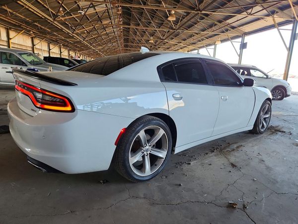 2017 DODGE CHARGER SXT