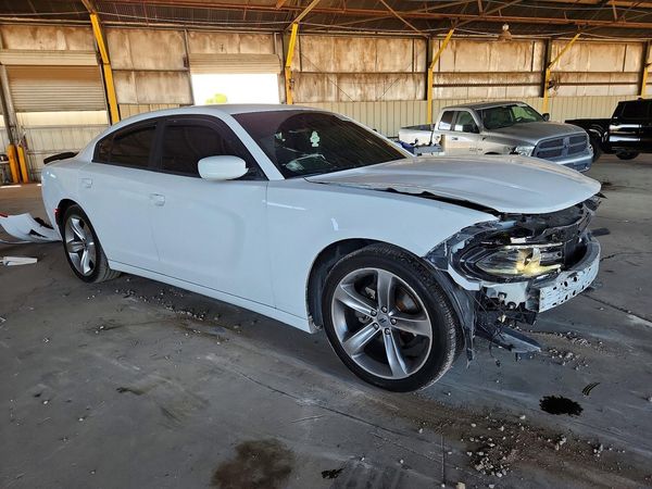 2017 DODGE CHARGER SXT