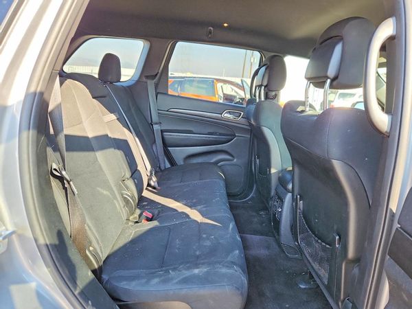 2017 JEEP GRAND CHEROKEE LAREDO 4X4