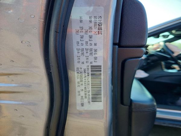 2017 JEEP GRAND CHEROKEE LAREDO 4X4