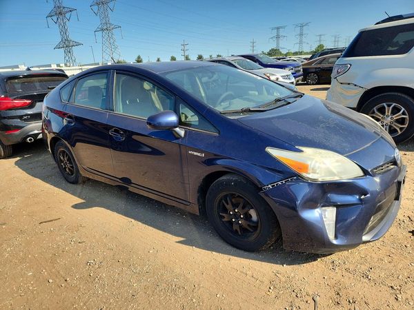 2025 TOYOTA PRIUS