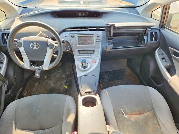2025 TOYOTA PRIUS