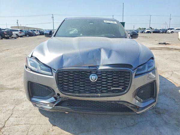2024 JAGUAR F-PACE P250 R-Dynamic S
