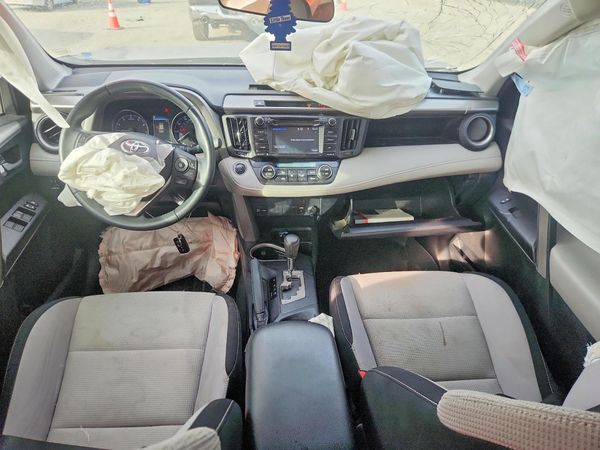 2017 TOYOTA RAV4 XLE
