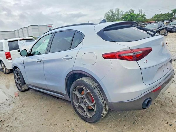 2022 ALFA ROMEO STELVIO TI AWD