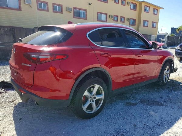 2018 ALFA ROMEO STELVIO AWD
