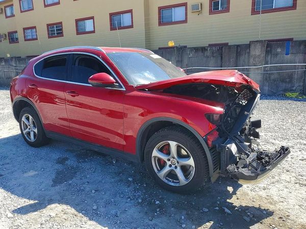 2018 ALFA ROMEO STELVIO AWD