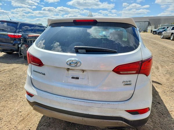 2017 HYUNDAI SANTA FE SPORT Base