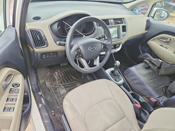 2014 KIA RIO 1.6 AT LX STD/Power