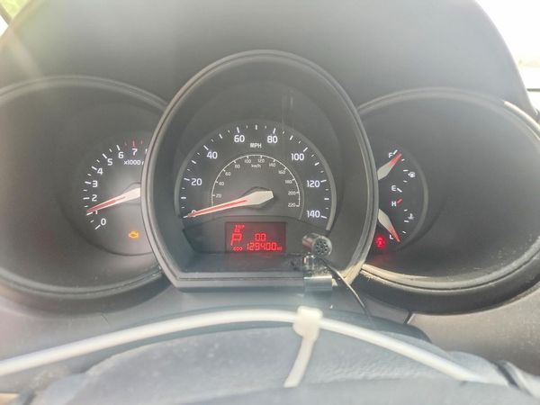 2014 KIA RIO 1.6 AT LX STD/Power