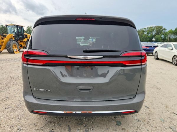 2022 CHRYSLER PACIFICA