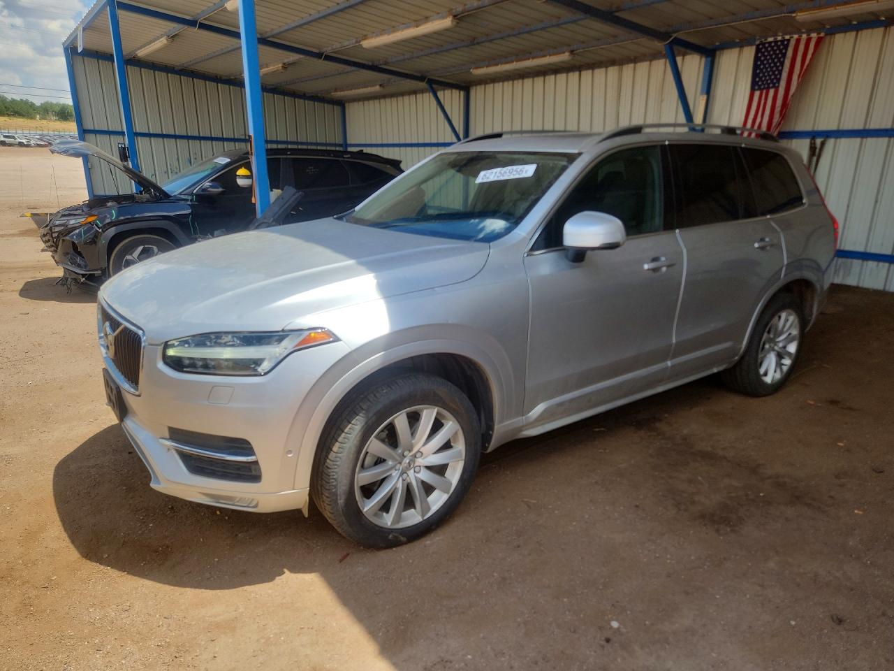 2018 VOLVO XC90 Momentum