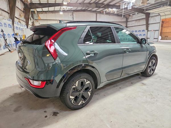 2024 KIA NIRO Wind