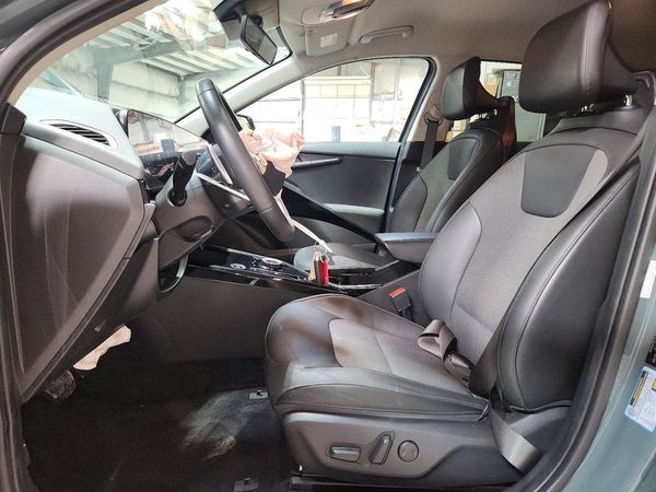 2024 KIA NIRO Wind