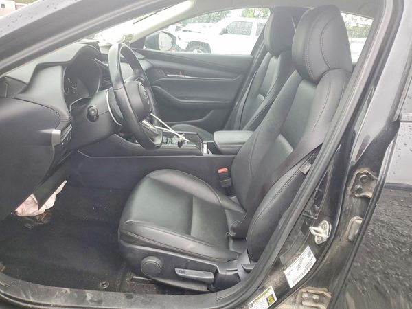 2024 MAZDA 3 Select Sport Package