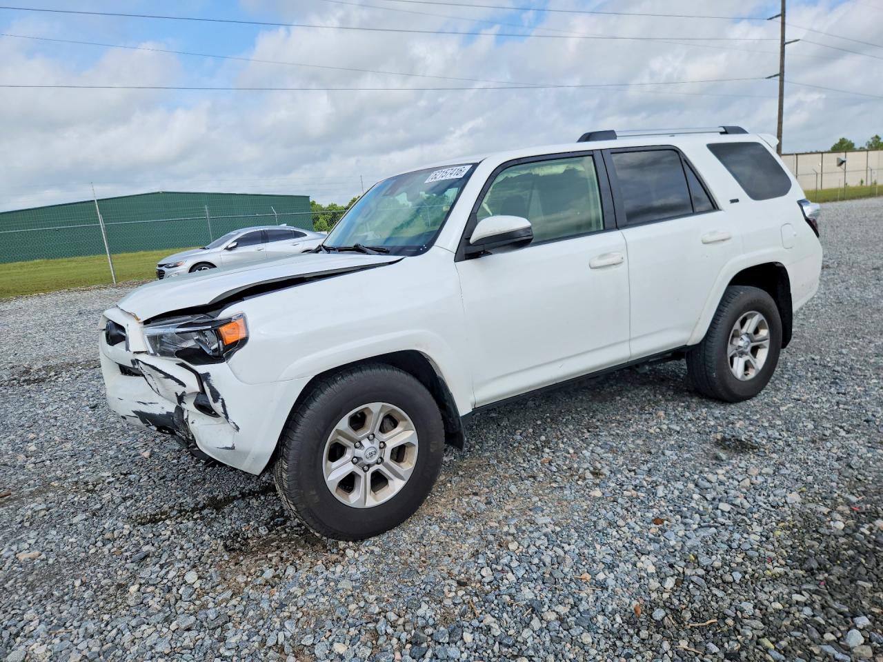 2023 TOYOTA 4RUNNER SR5