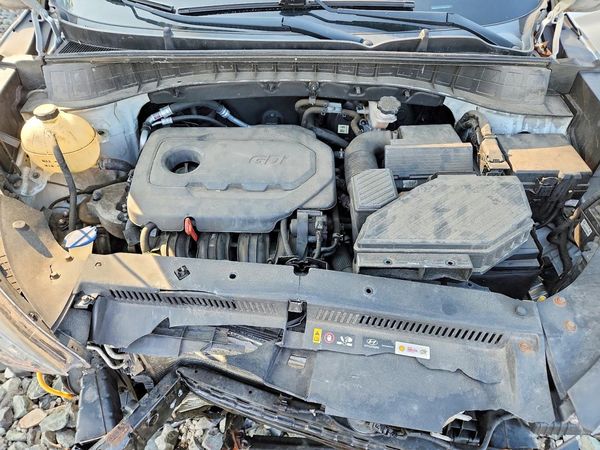2019 HYUNDAI TUCSON — Engine bay