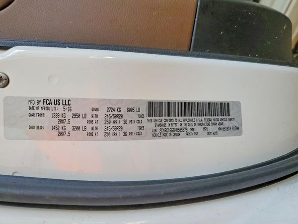 2017 CHRYSLER PACIFICA Limited