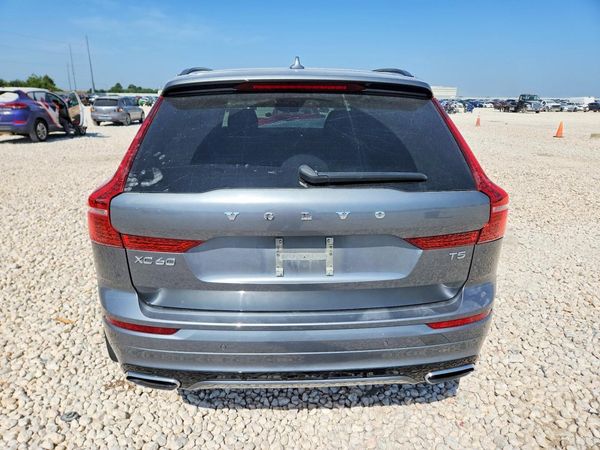 2021 VOLVO XC60 R-Design