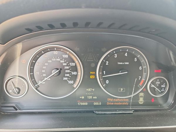 2012 BMW 528