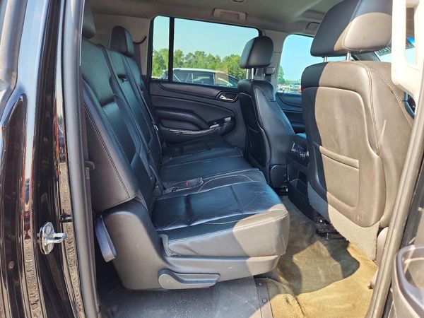 2015 CHEVROLET SUBURBAN LT
