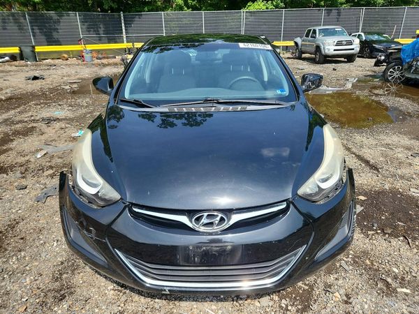 2016 HYUNDAI ELANTRA