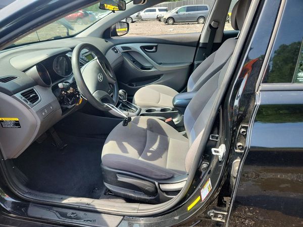 2016 HYUNDAI ELANTRA