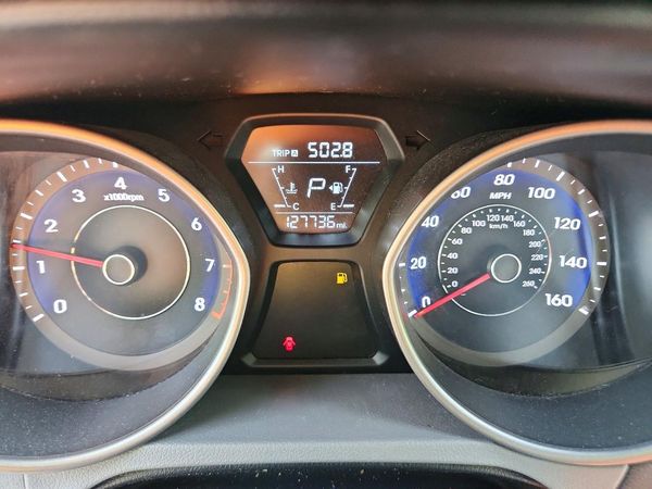 2016 HYUNDAI ELANTRA