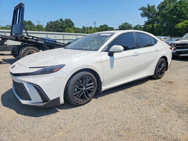 2026 TOYOTA CAMRY