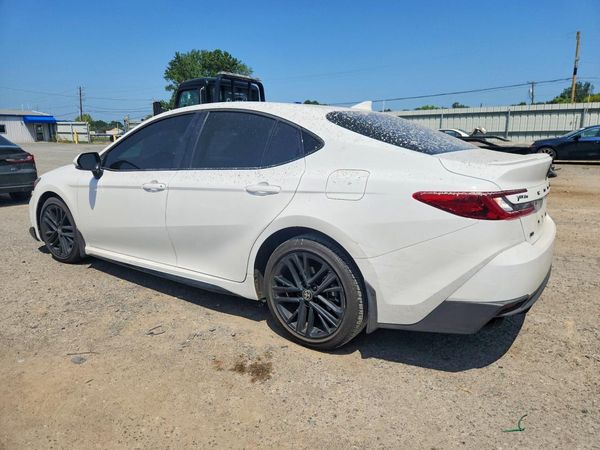 2026 TOYOTA CAMRY