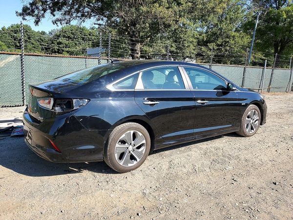 2019 HYUNDAI SONATA