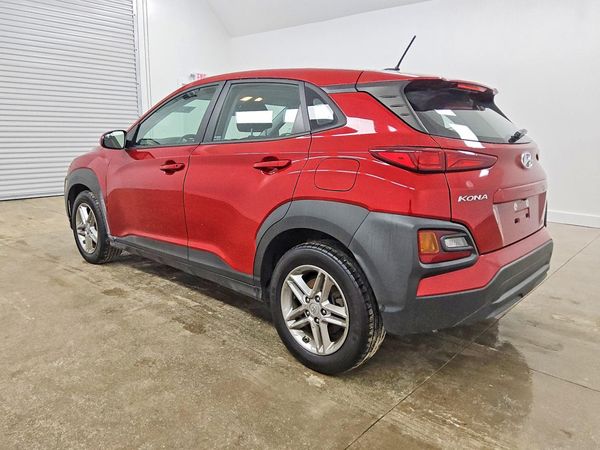 2021 HYUNDAI KONA SE